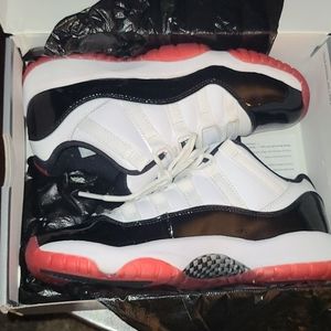 Air Jordan 11 Retro Low